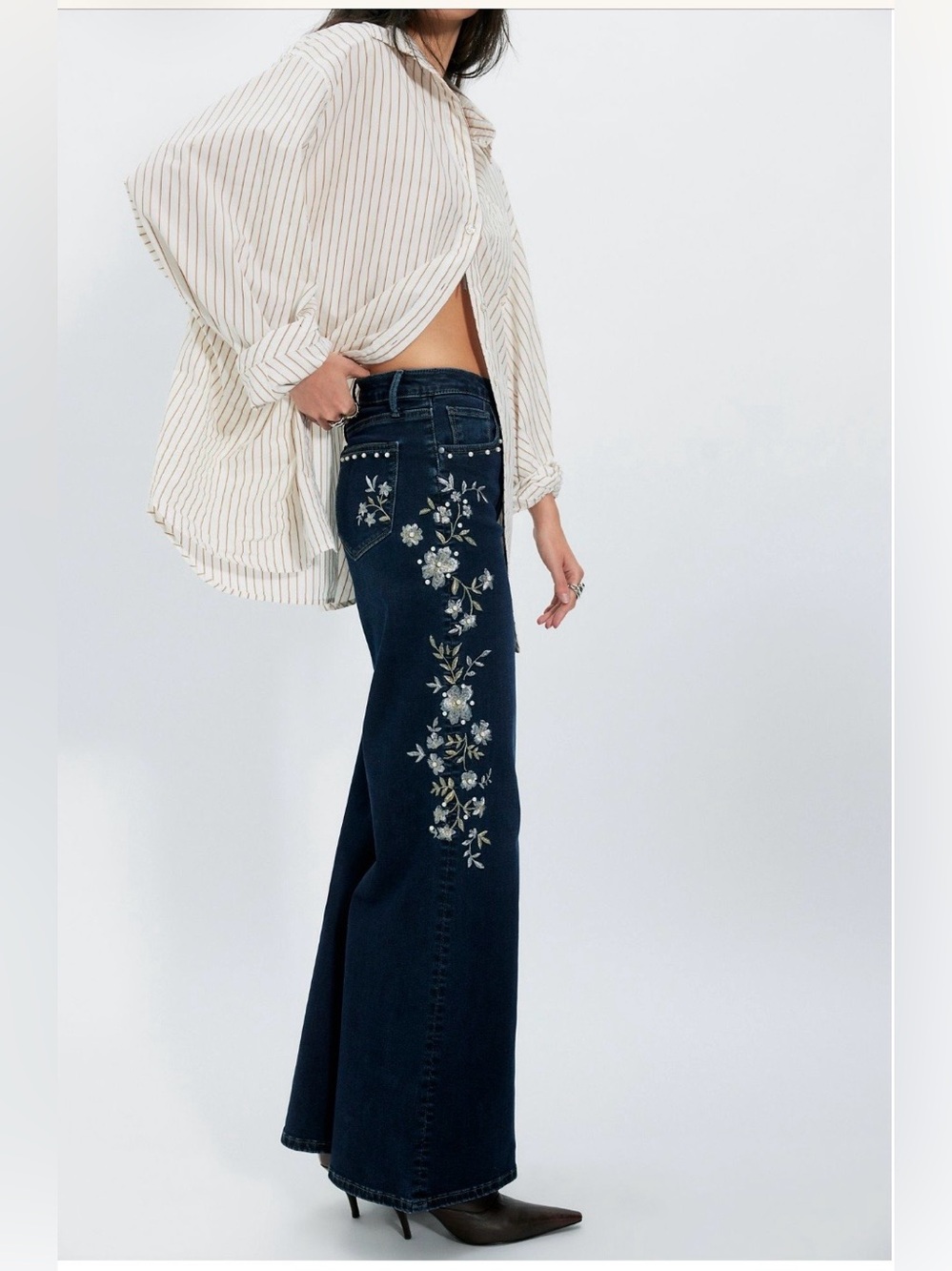 Driftwood Penelope Embroidered Flare Jean NWT Gilded Garden Free People